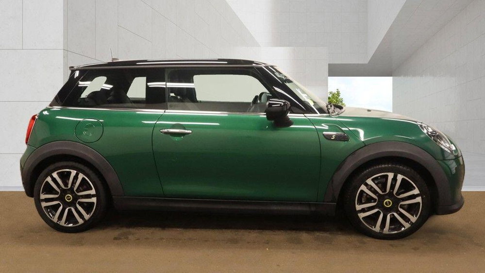 MINI Electric hatch Cooper SE 32.6kWh Level 2 Auto 3dr