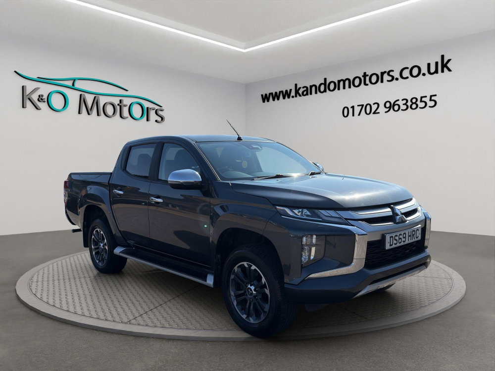 Mitsubishi L200 2.2 DI-D DC Warrior 4WD Euro 6 (s/s) 4dr