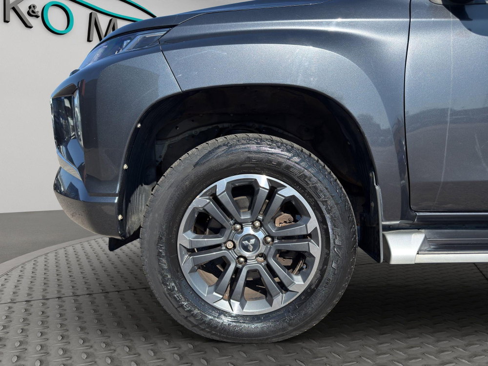 Mitsubishi L200 2.2 DI-D DC Warrior 4WD Euro 6 (s/s) 4dr