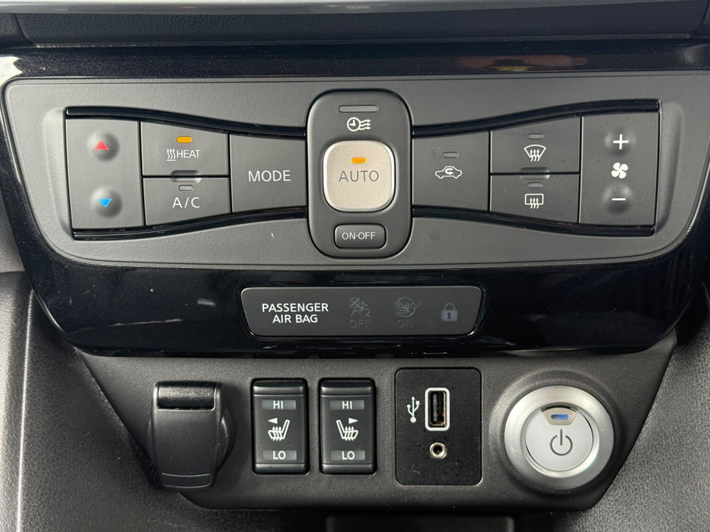 Nissan Leaf 40kWh Tekna Auto 5dr