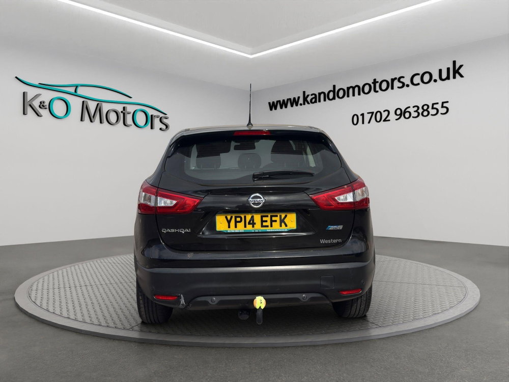 Nissan Qashqai 1.6 dCi Acenta SUV 5dr Diesel XTRON 2WD Euro 5 (s/s) (130 ps)