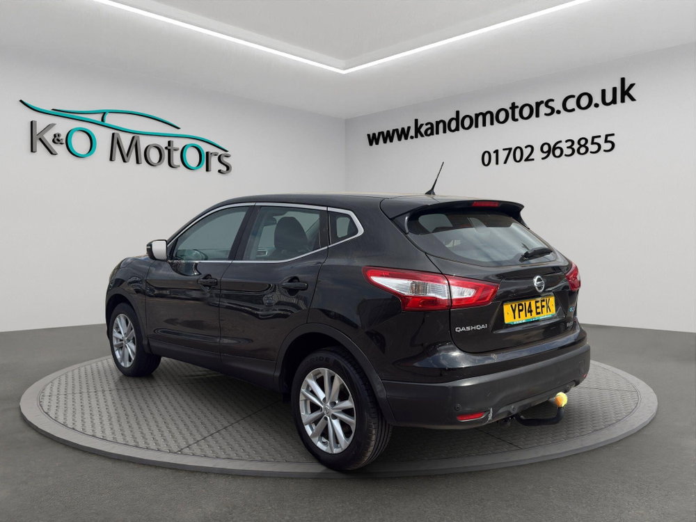 Nissan Qashqai 1.6 dCi Acenta SUV 5dr Diesel XTRON 2WD Euro 5 (s/s) (130 ps)