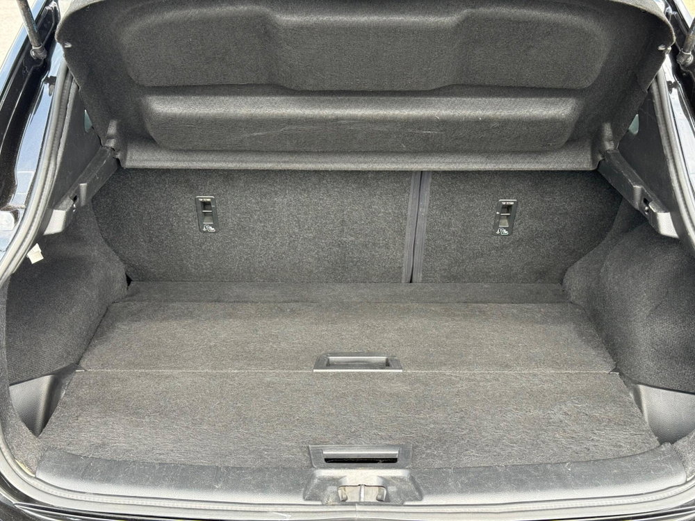 Nissan Qashqai 1.6 dCi Acenta SUV 5dr Diesel XTRON 2WD Euro 5 (s/s) (130 ps)