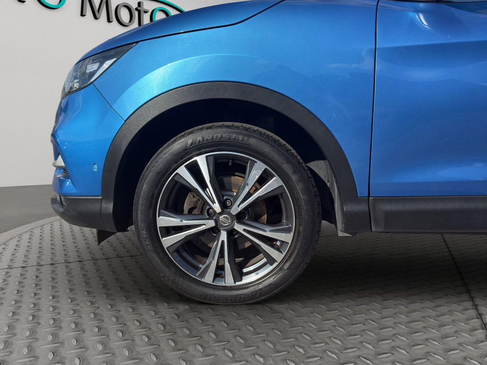 Nissan Qashqai 1.3 DIG-T N-Connecta Euro 6 (s/s) 5dr