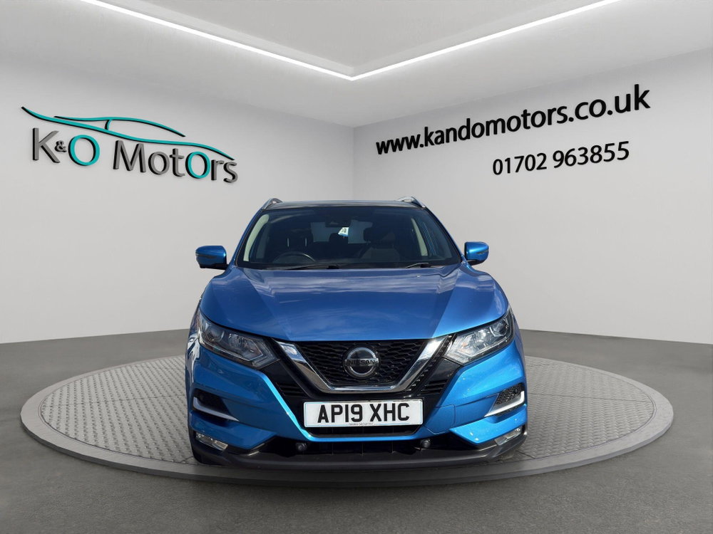 Nissan Qashqai 1.3 DIG-T N-Connecta Euro 6 (s/s) 5dr