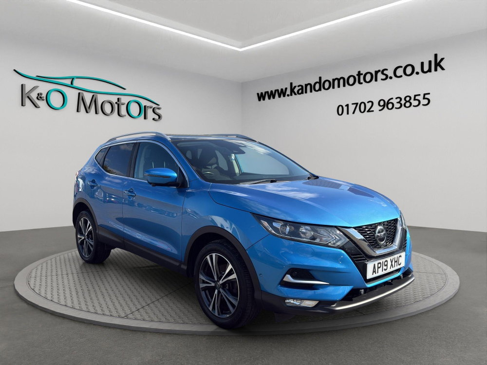 Nissan Qashqai 1.3 DIG-T N-Connecta Euro 6 (s/s) 5dr