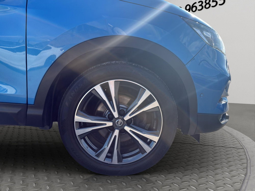 Nissan Qashqai 1.3 DIG-T N-Connecta Euro 6 (s/s) 5dr