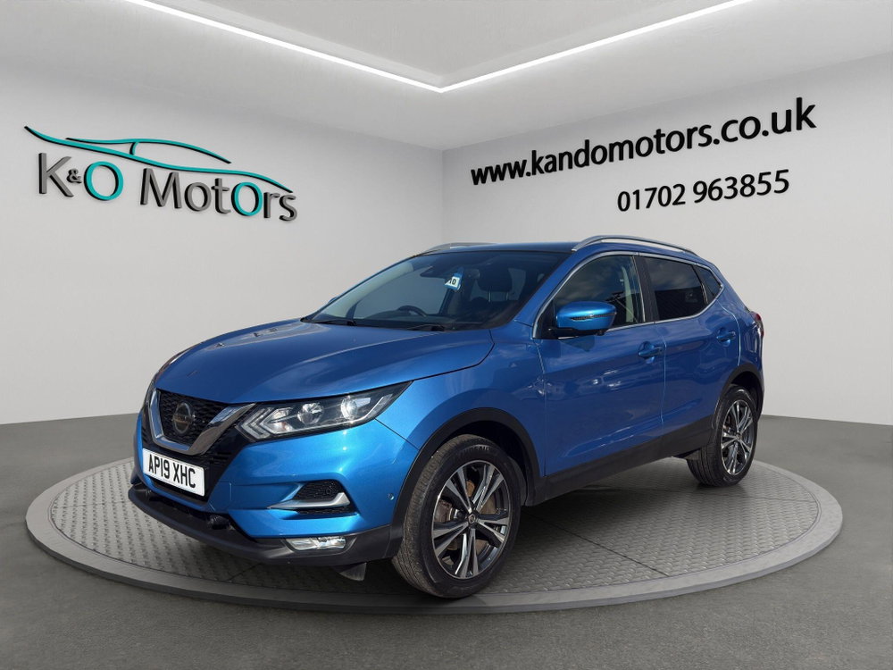 Nissan Qashqai 1.3 DIG-T N-Connecta Euro 6 (s/s) 5dr
