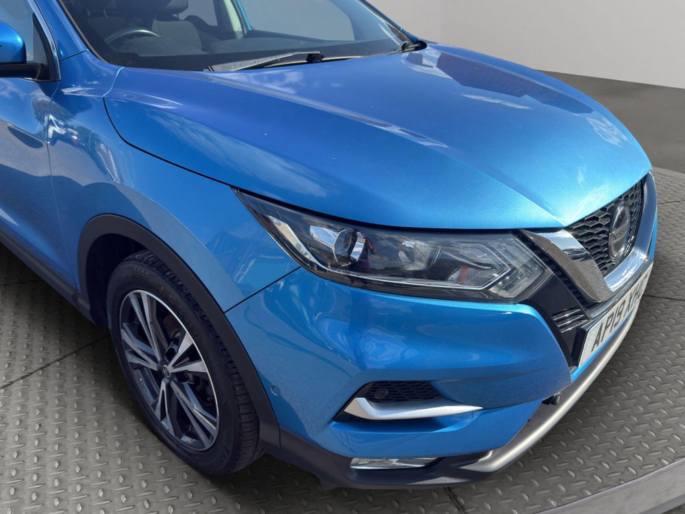 Nissan Qashqai 1.3 DIG-T N-Connecta Euro 6 (s/s) 5dr