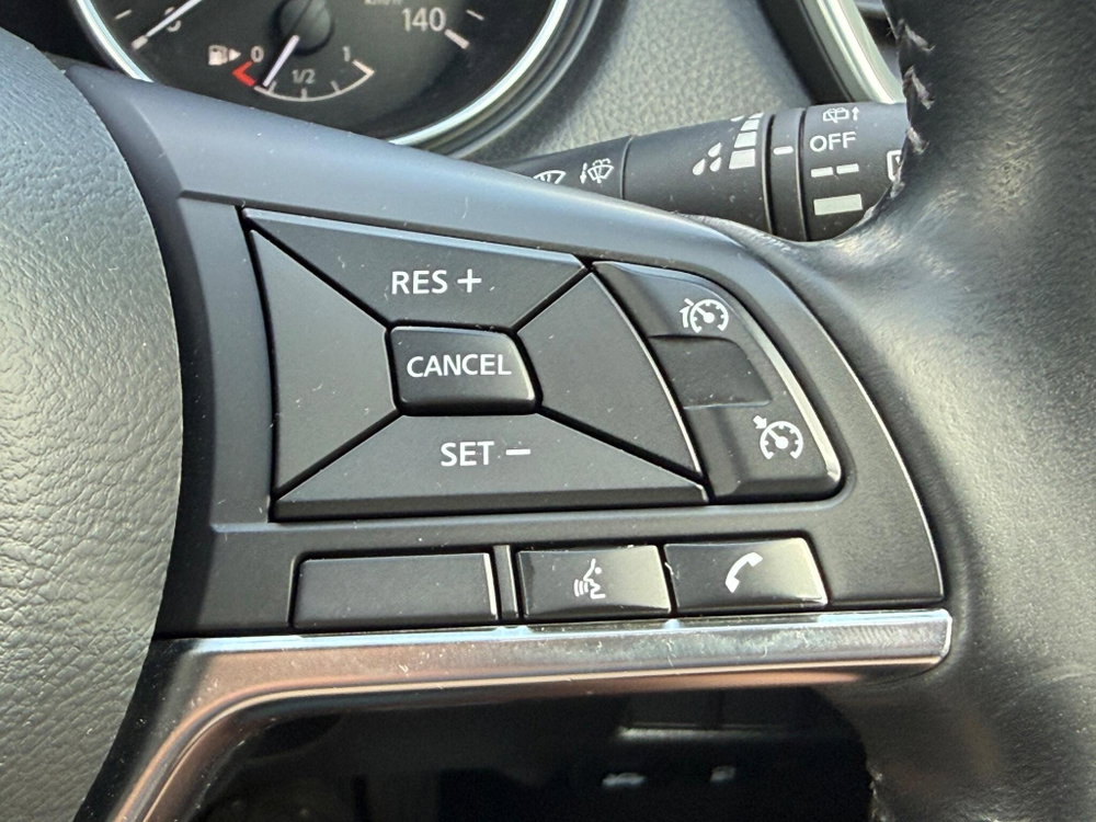 Nissan Qashqai 1.3 DIG-T N-Connecta Euro 6 (s/s) 5dr