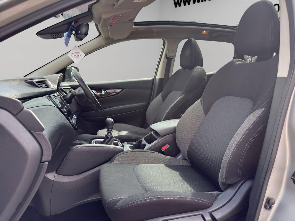 Nissan Qashqai 1.3 DIG-T N-Connecta Euro 6 (s/s) 5dr