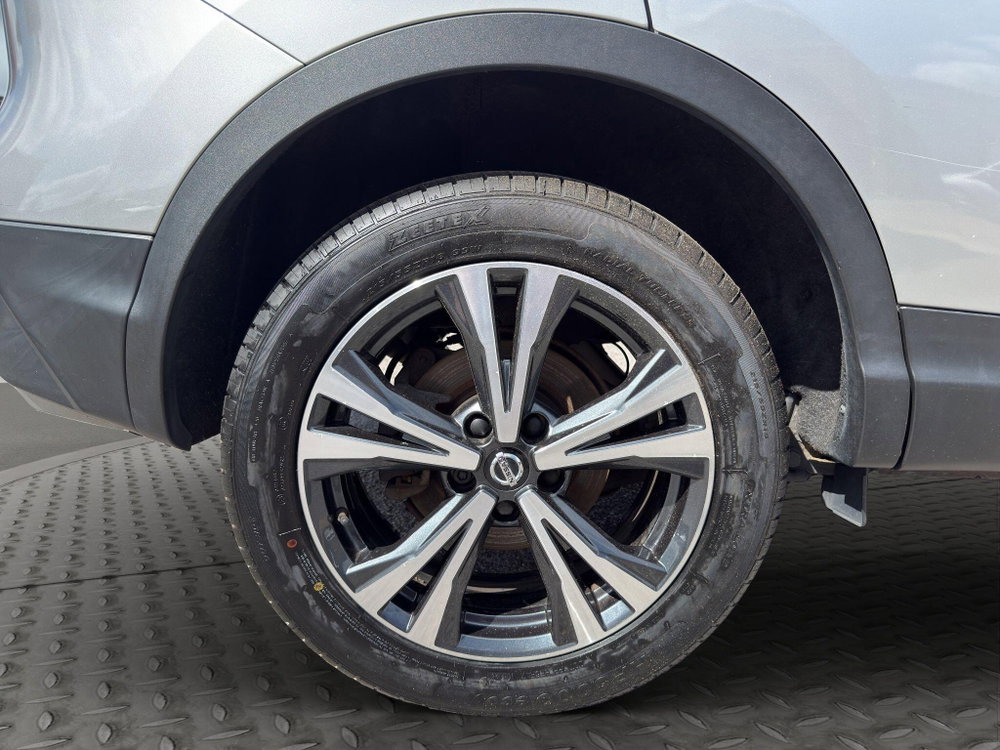 Nissan Qashqai 1.3 DIG-T N-Connecta Euro 6 (s/s) 5dr