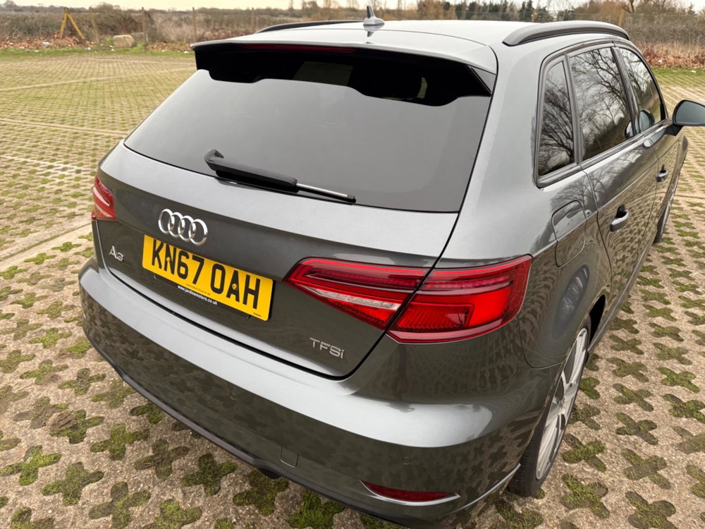 Audi A3 1.5 TFSI CoD Black Edition Sportback Euro 6 (s/s) 5dr
