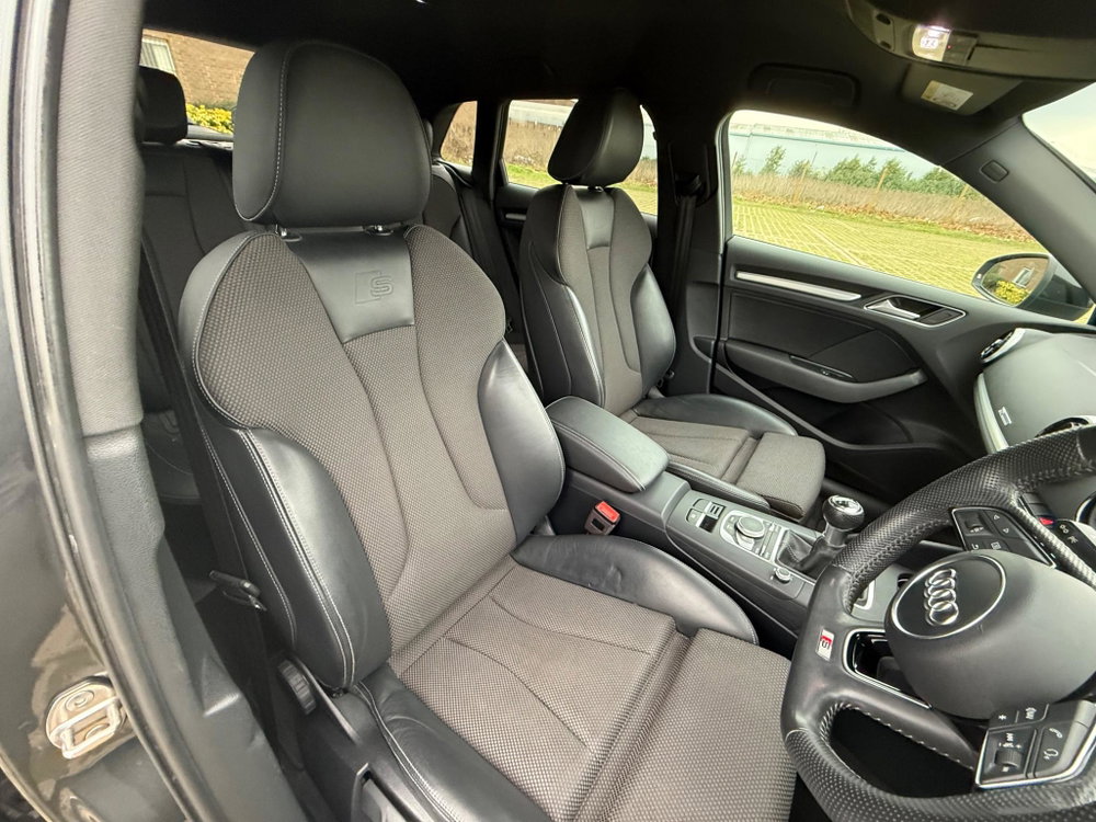 Audi A3 1.5 TFSI CoD Black Edition Sportback Euro 6 (s/s) 5dr