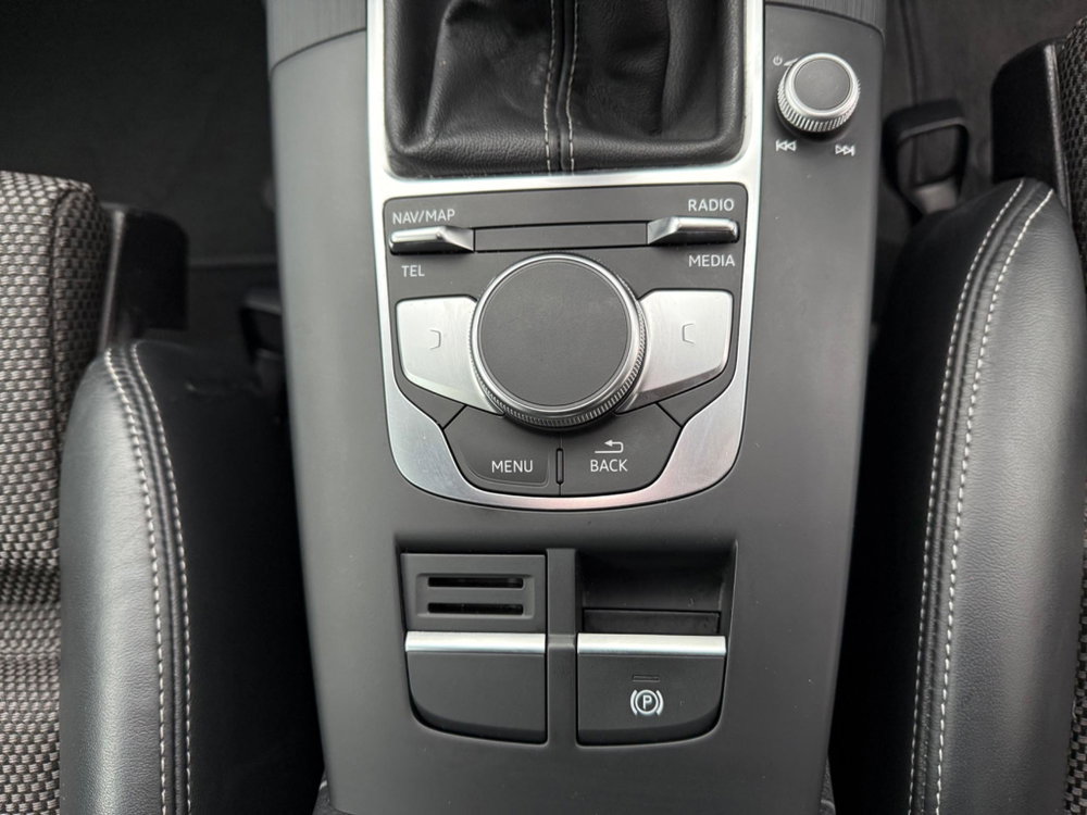 Audi A3 1.5 TFSI CoD Black Edition Sportback Euro 6 (s/s) 5dr