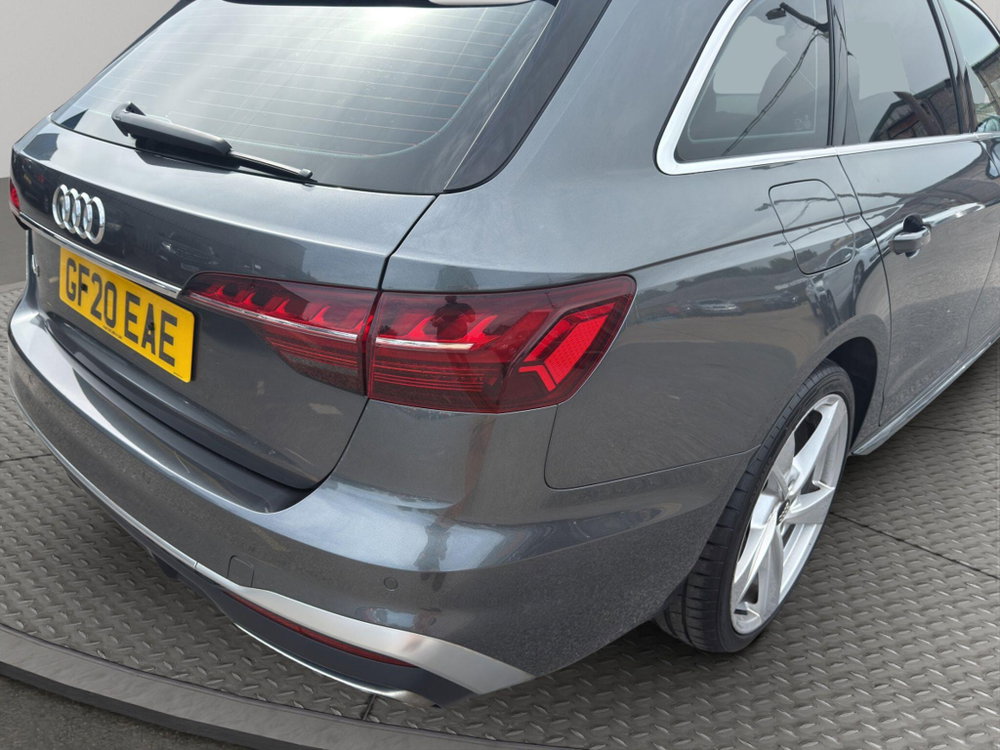 Audi A4 Avant 2.0 TFSI 40 S line S Tronic Euro 6 (s/s) 5dr