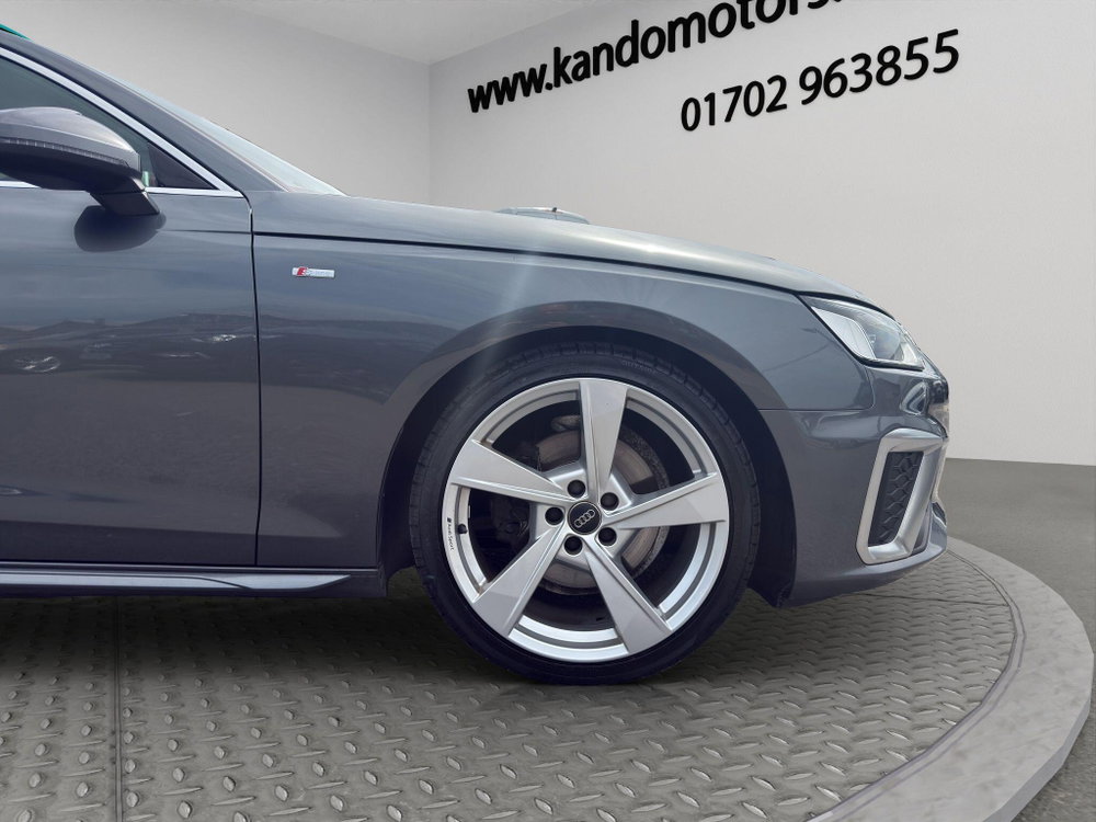 Audi A4 Avant 2.0 TFSI 40 S line S Tronic Euro 6 (s/s) 5dr