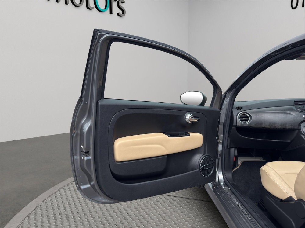 Abarth 695C 1.4 T-Jet Edizione Maserati Cabrio 2dr Petrol Auto Euro 5 (180 bhp)