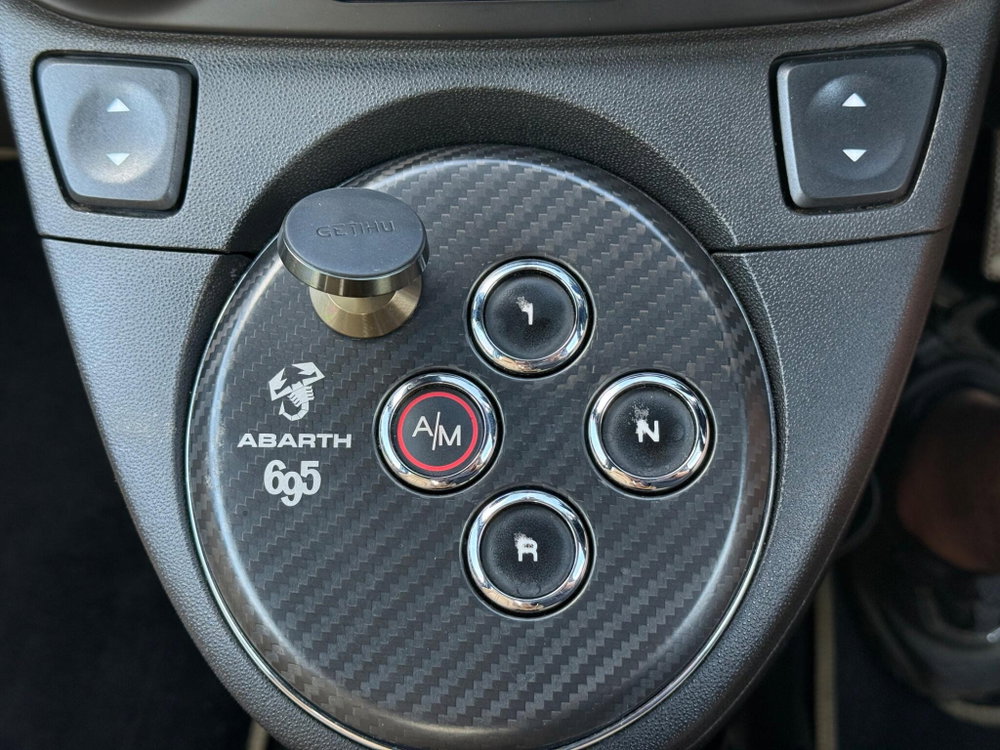 Abarth 695C 1.4 T-Jet Edizione Maserati Cabrio 2dr Petrol Auto Euro 5 (180 bhp)