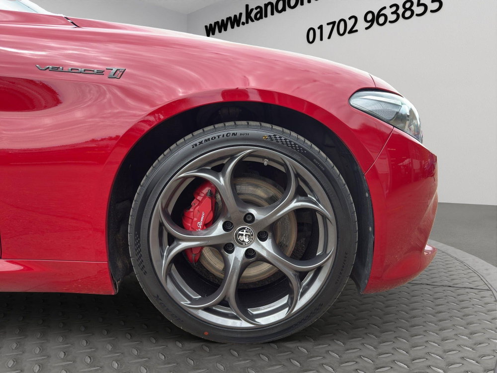Alfa Romeo Giulia 2.0T Veloce Ti Auto Euro 6 (s/s) 4dr