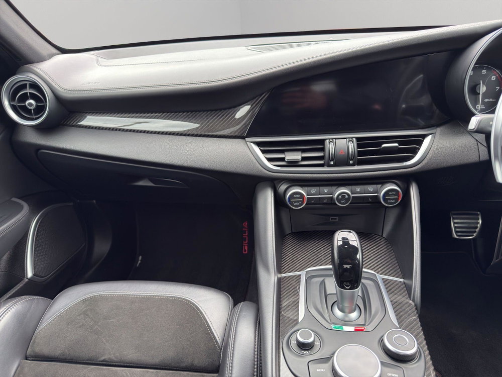 Alfa Romeo Giulia 2.0T Veloce Ti Auto Euro 6 (s/s) 4dr