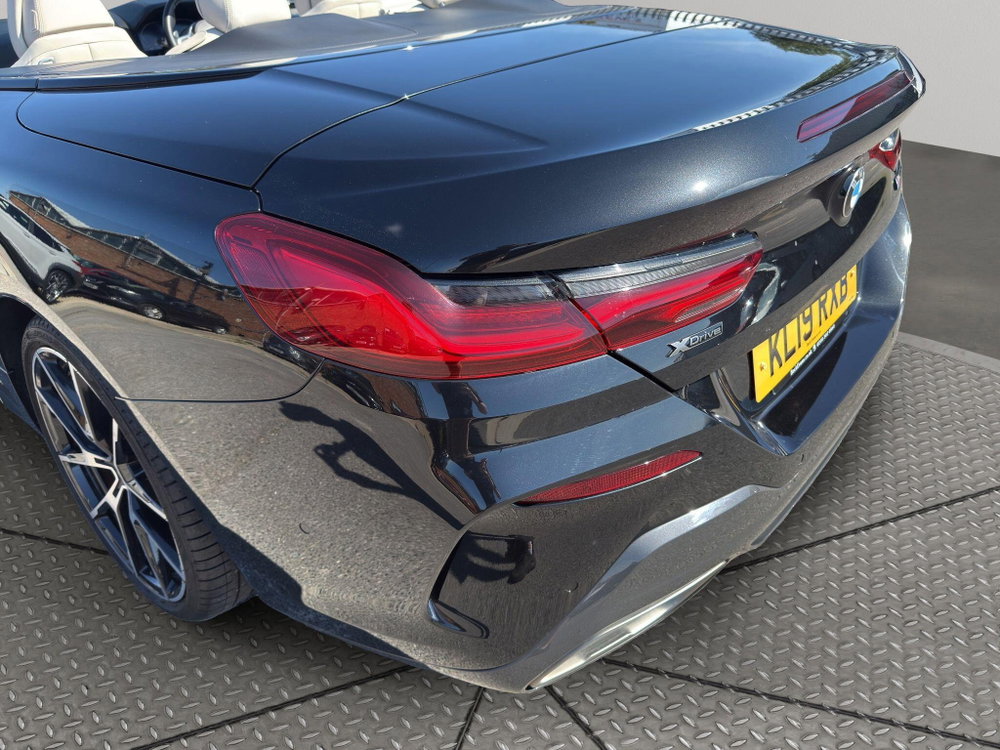 BMW 8 Series 4.4 M850i V8 Steptronic xDrive Euro 6 (s/s) 2dr