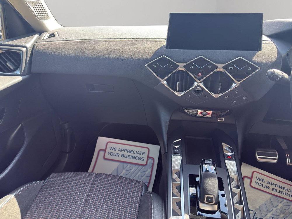 DS Automobiles DS 3 1.2 PureTech Performance Line + EAT8 Euro 6 (s/s) 5dr
