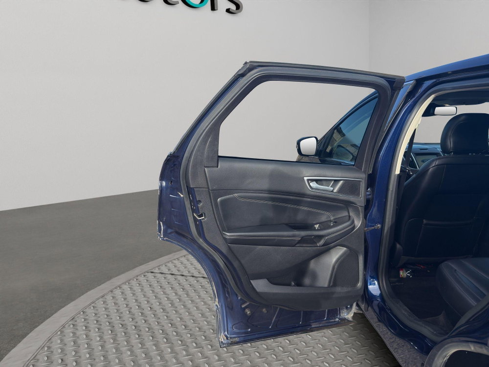 Ford Edge 2.0 TDCi Titanium SUV 5dr Diesel Powershift AWD Euro 6 (s/s) (210 ps)