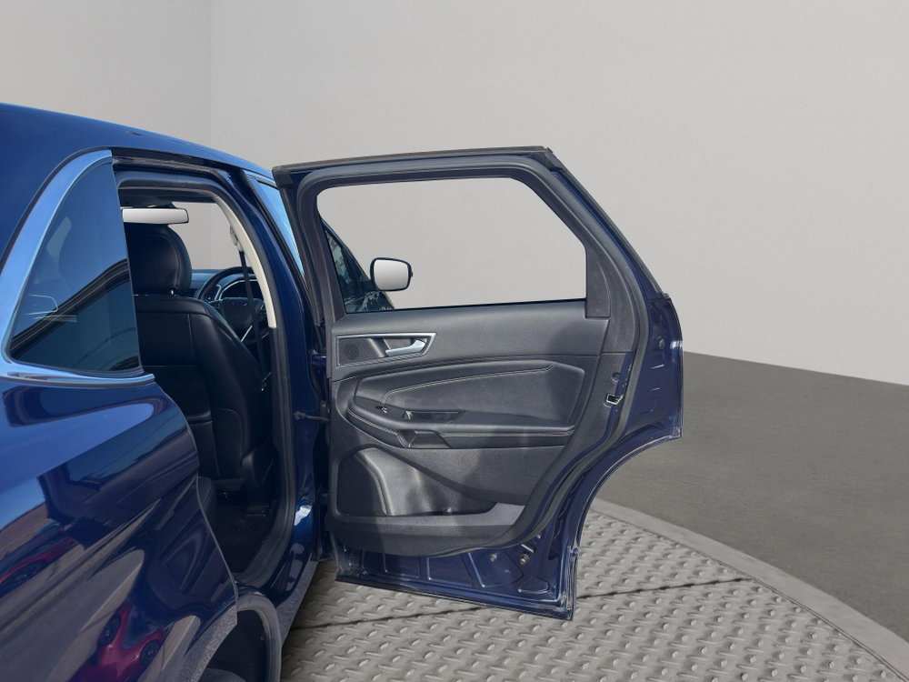 Ford Edge 2.0 TDCi Titanium SUV 5dr Diesel Powershift AWD Euro 6 (s/s) (210 ps)