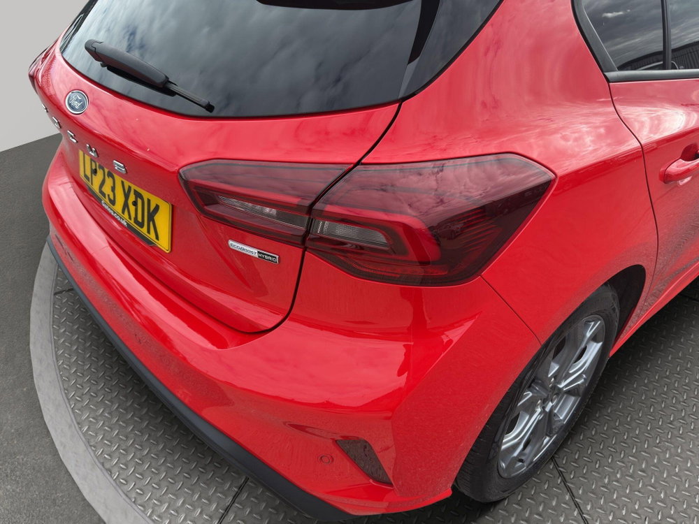 Ford Focus 1.0T EcoBoost MHEV ST-Line DCT Euro 6 (s/s) 5dr