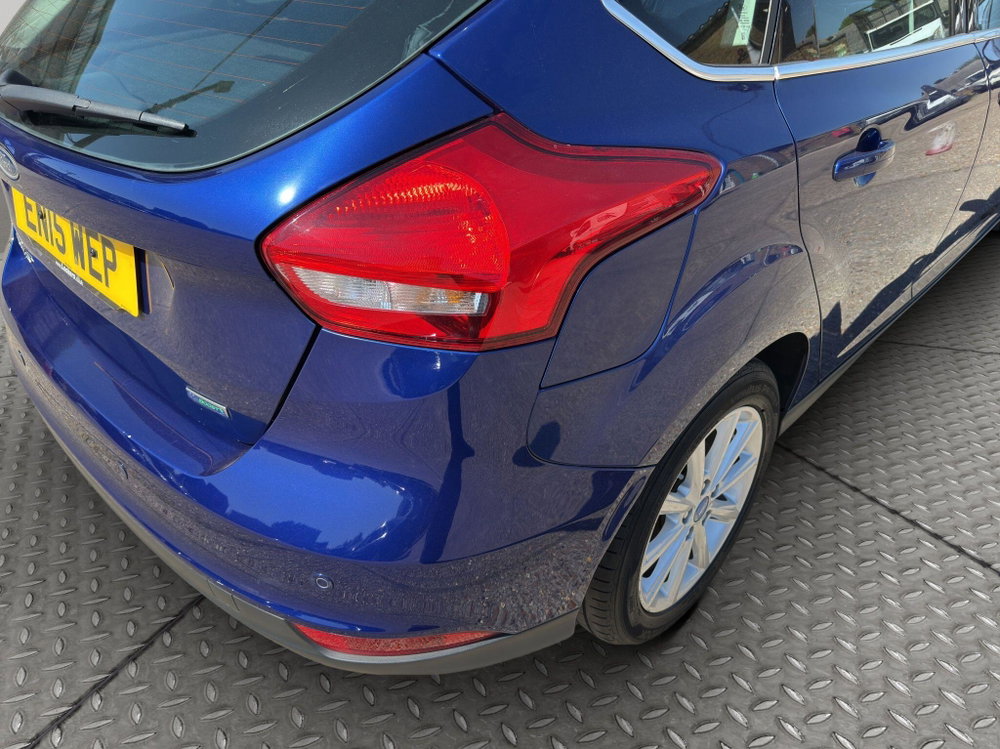 Ford Focus 1.0T EcoBoost Titanium Euro 6 (s/s) 5dr