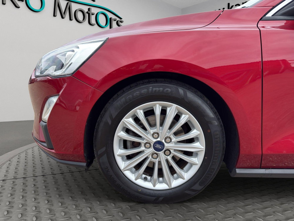 Ford Focus 1.0T EcoBoost Titanium Euro 6 (s/s) 5dr