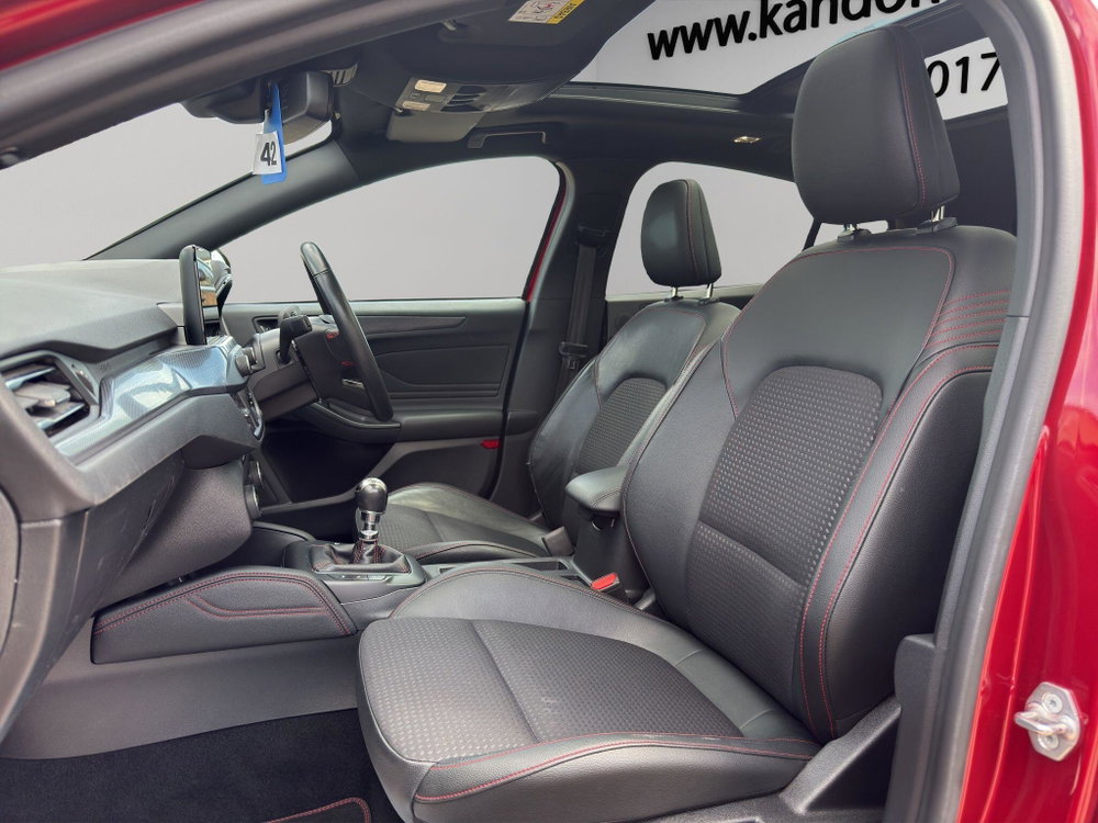 Ford Focus 1.5T EcoBoost ST-Line X Euro 6 (s/s) 5dr
