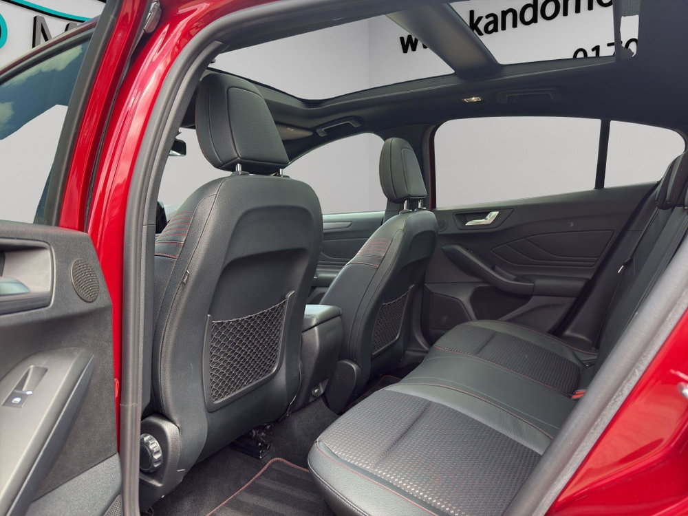 Ford Focus 1.5T EcoBoost ST-Line X Euro 6 (s/s) 5dr