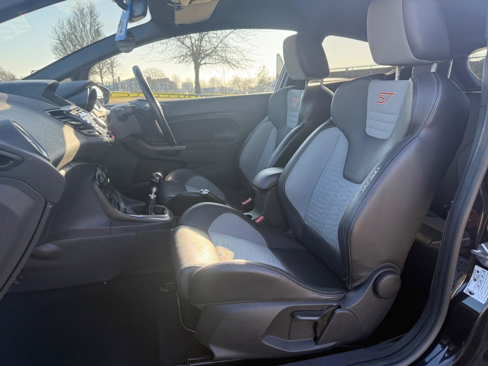 Ford Fiesta 1.6T EcoBoost ST-2 Euro 5 3dr