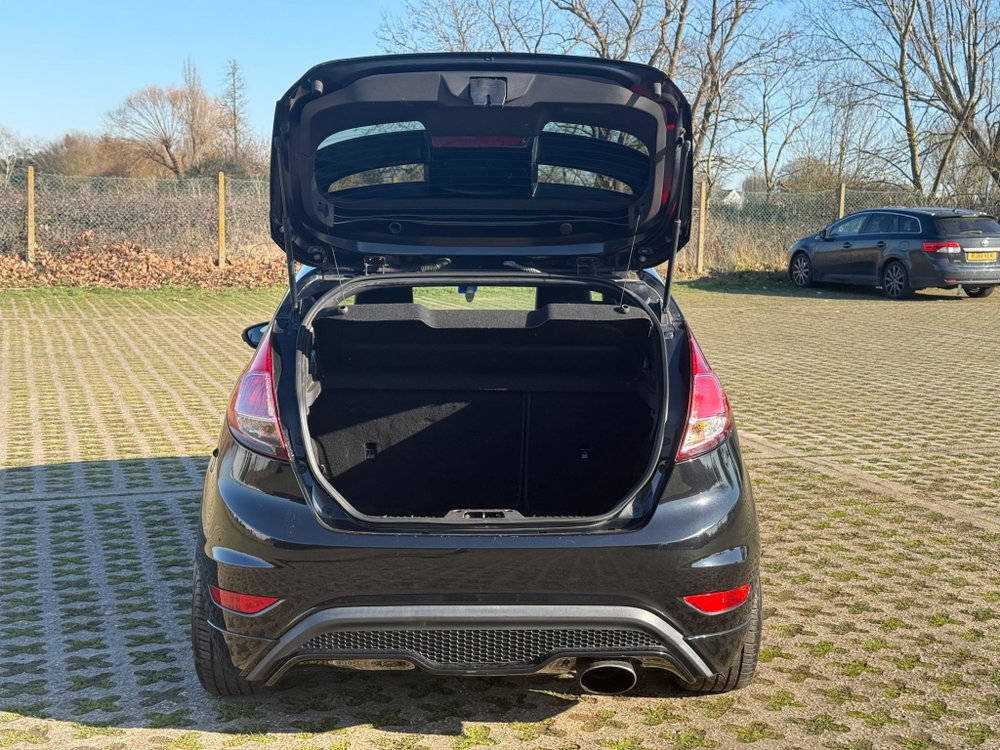 Ford Fiesta 1.6T EcoBoost ST-2 Euro 5 3dr