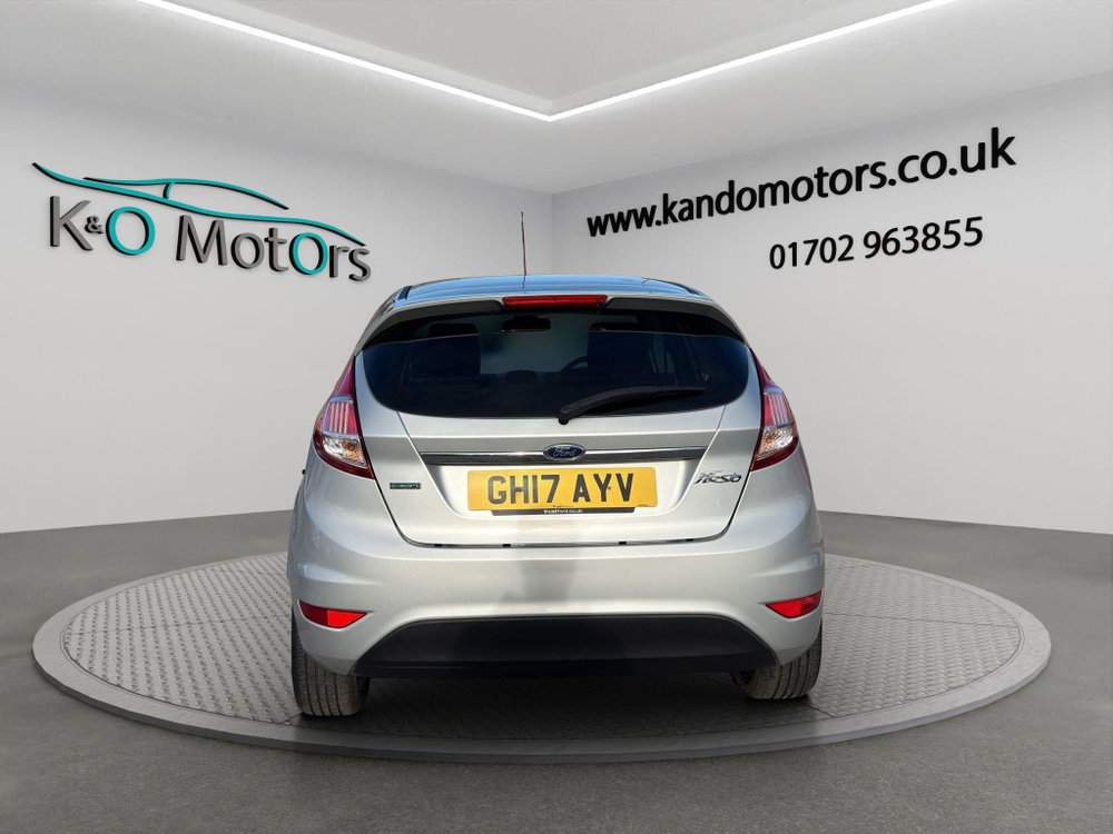 Ford Fiesta 1.0T EcoBoost Titanium Euro 6 (s/s) 5dr