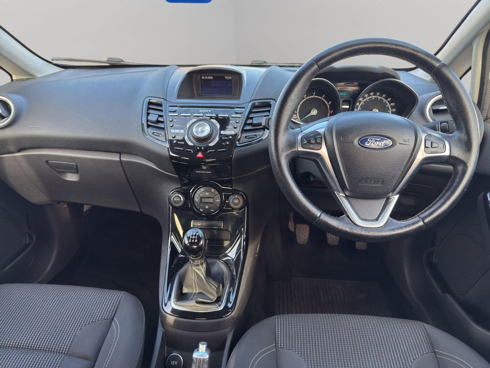 Ford Fiesta 1.0T EcoBoost Titanium Euro 6 (s/s) 5dr