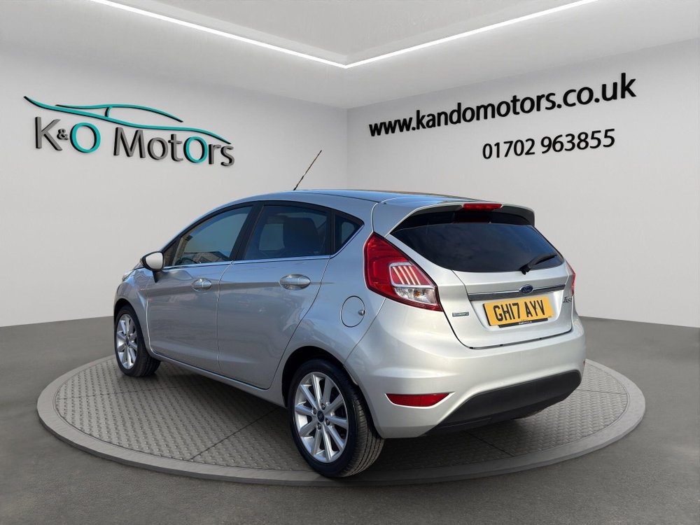 Ford Fiesta 1.0T EcoBoost Titanium Euro 6 (s/s) 5dr