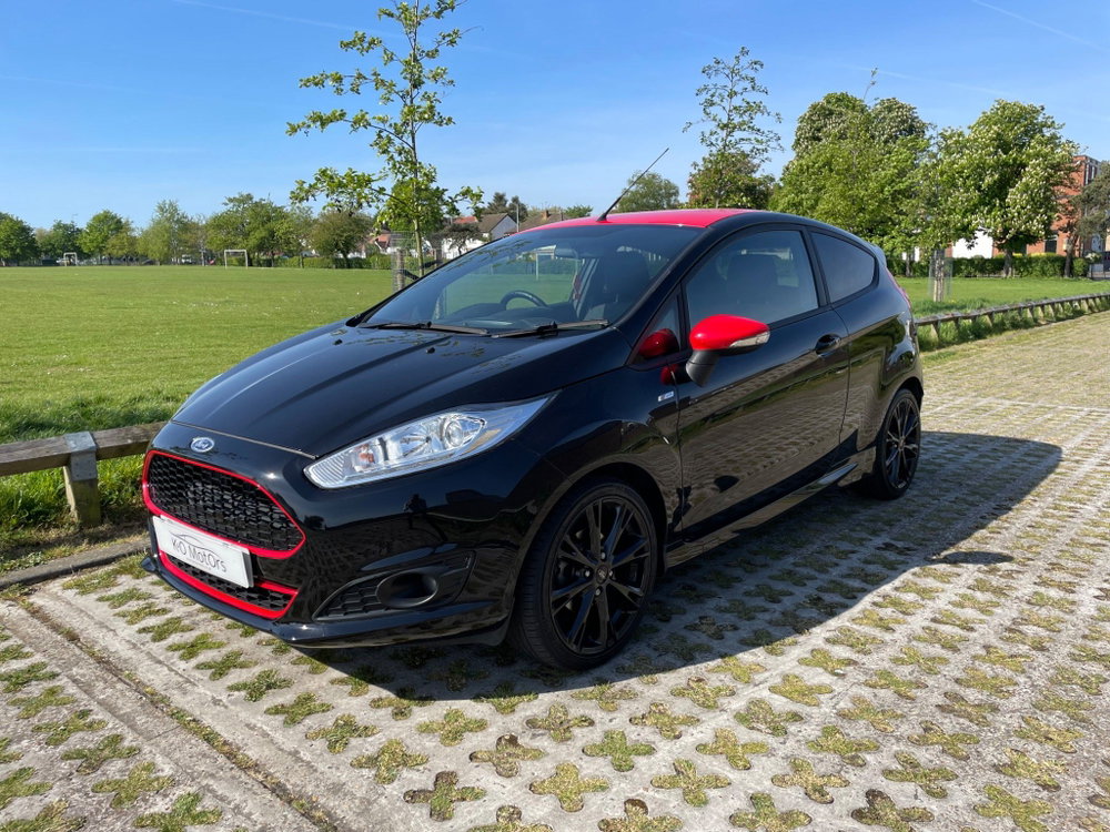 Ford Fiesta 1.0T EcoBoost ST-Line Black Edition (s/s) 3dr
