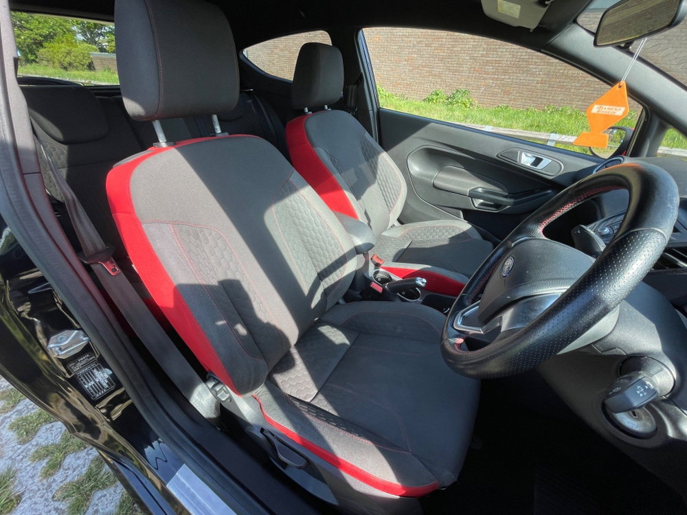 Ford Fiesta 1.0T EcoBoost ST-Line Black Edition (s/s) 3dr