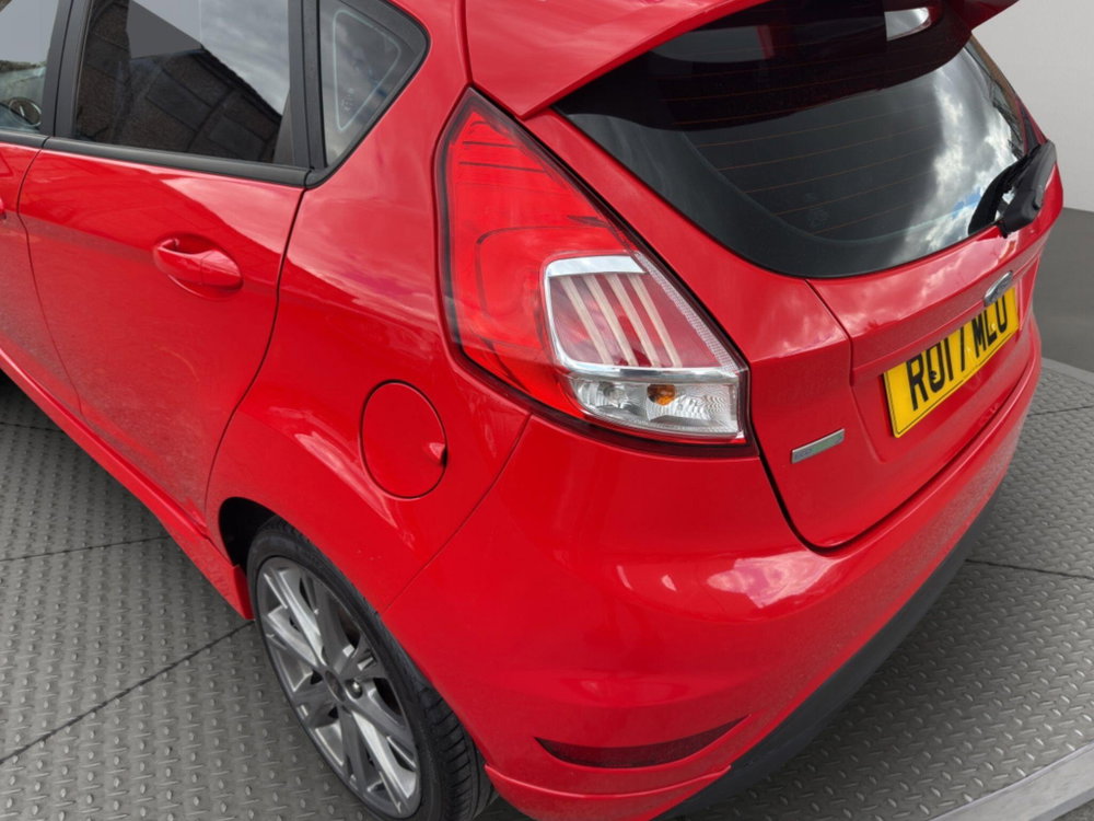Ford Fiesta 1.0T EcoBoost ST-Line Euro 6 (s/s) 5dr