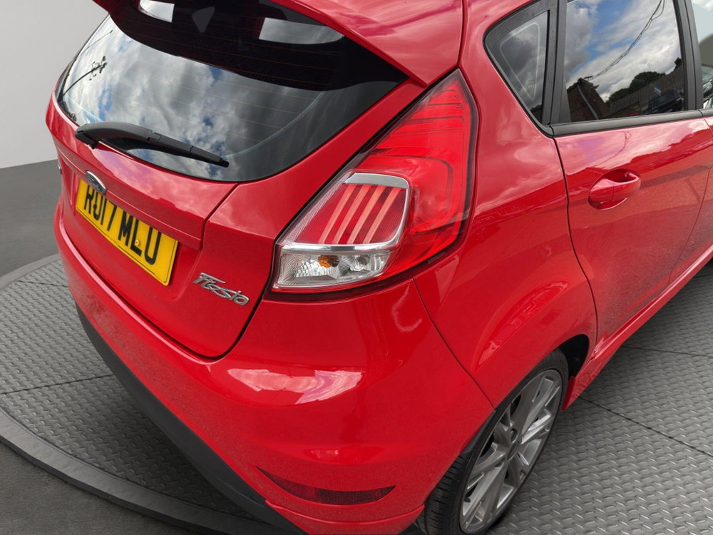 Ford Fiesta 1.0T EcoBoost ST-Line Euro 6 (s/s) 5dr