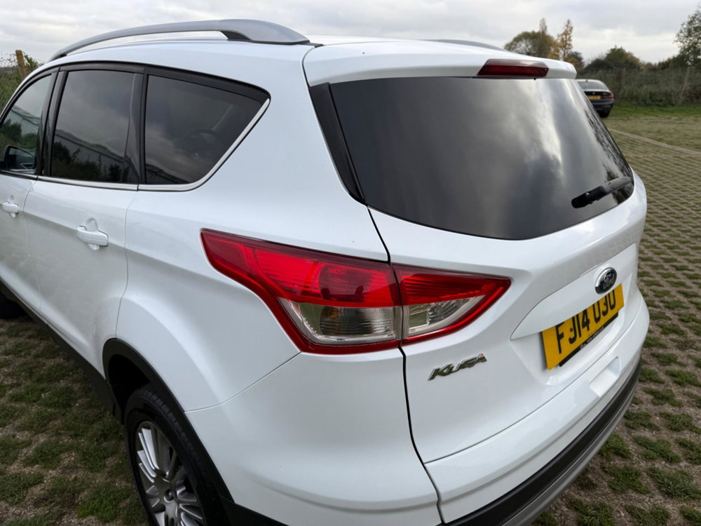Ford Kuga 2.0 TDCi Titanium Powershift AWD Euro 5 5dr