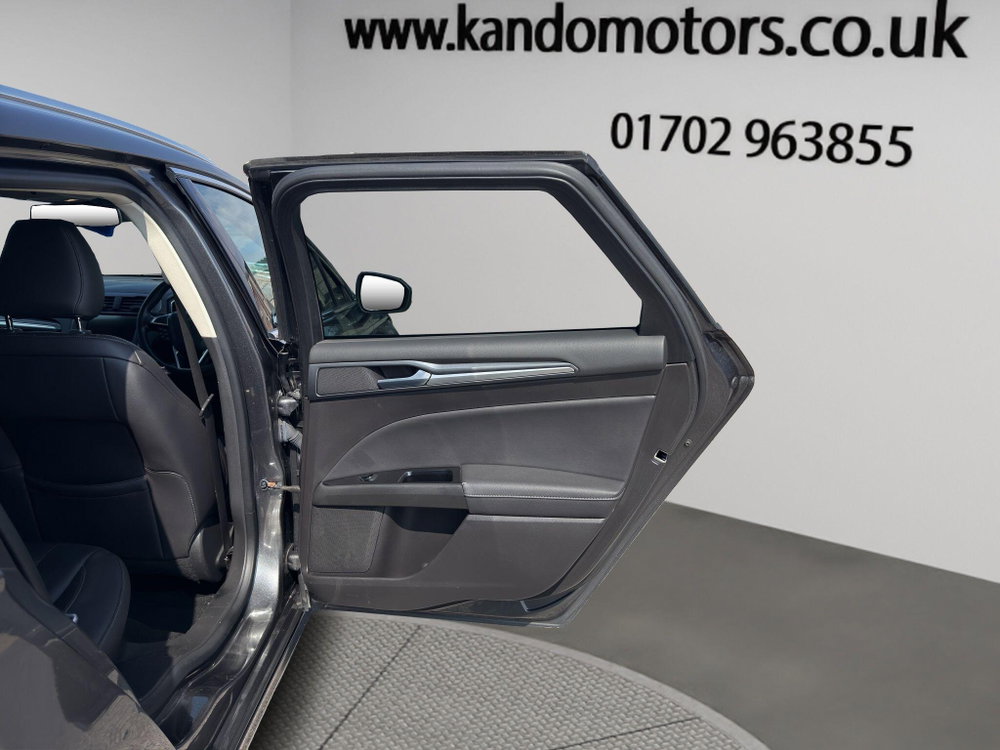 Ford Mondeo 2.0 TDCi Titanium Edition Euro 6 (s/s) 5dr