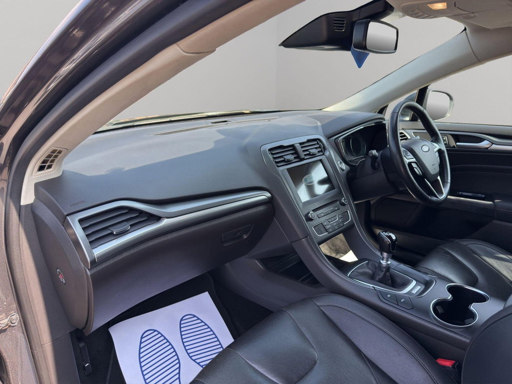 Ford Mondeo 2.0 TDCi Titanium Edition Euro 6 (s/s) 5dr