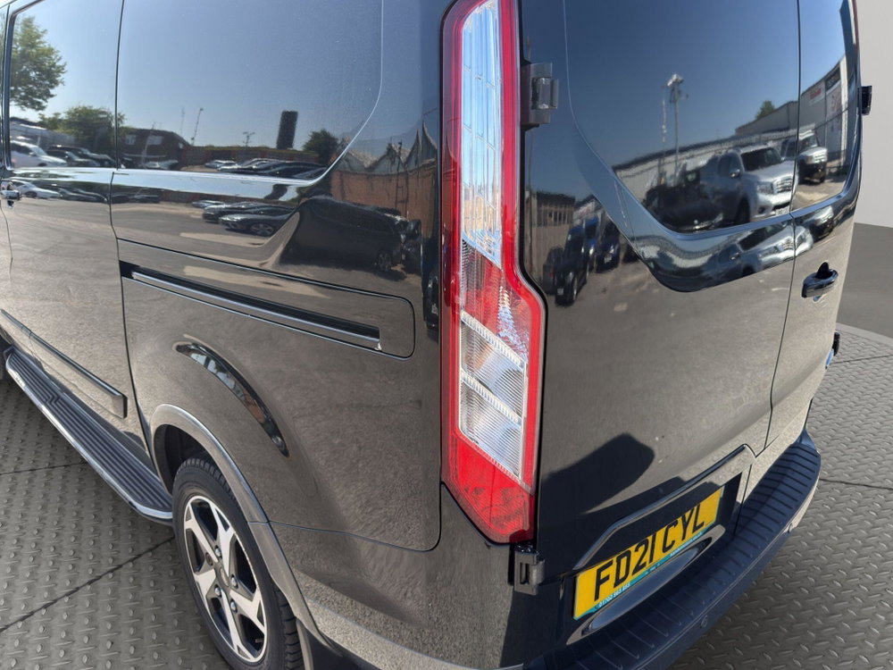 Ford Transit Custom 2.0 300 EcoBlue Active L1 H1 Euro 6 (s/s) 5dr