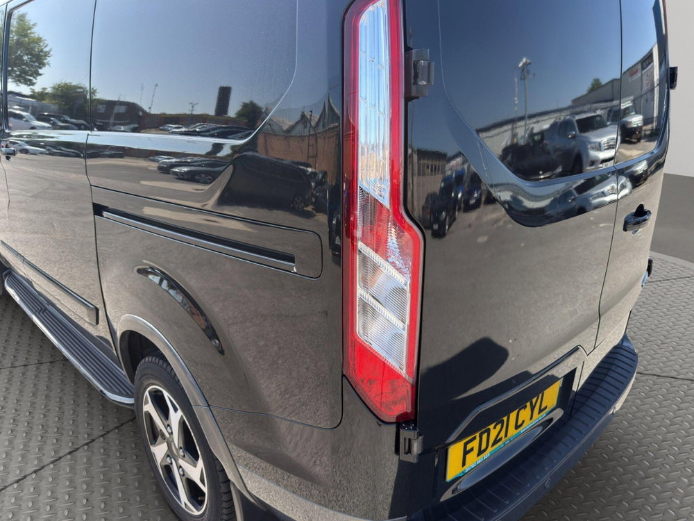 Ford Transit Custom 2.0 300 EcoBlue Active L1 H1 Euro 6 (s/s) 5dr