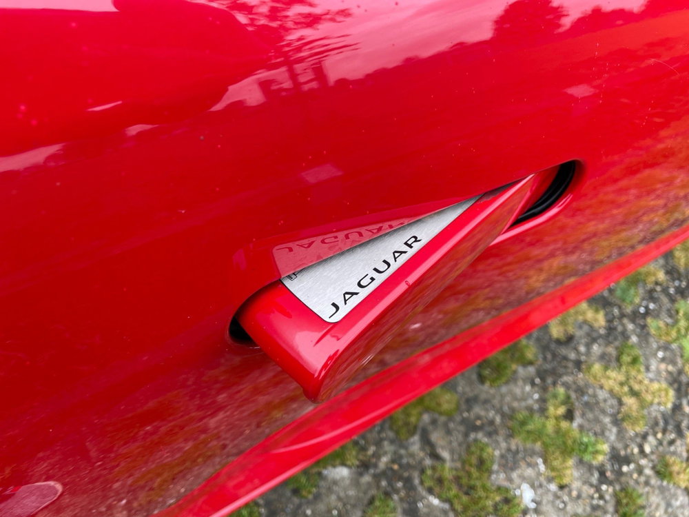 Jaguar F-Type 3.0 V6 R-Dynamic Auto Euro 6 (s/s) 2dr