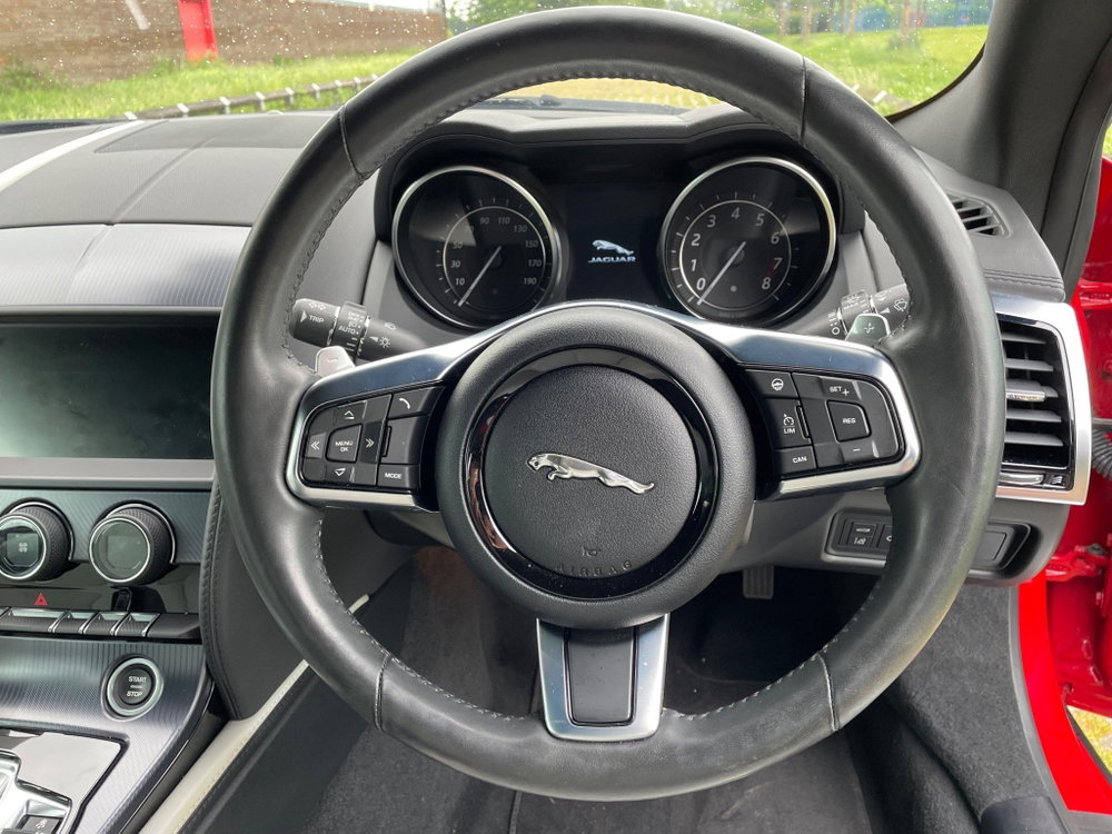Jaguar F-Type 3.0 V6 R-Dynamic Auto Euro 6 (s/s) 2dr